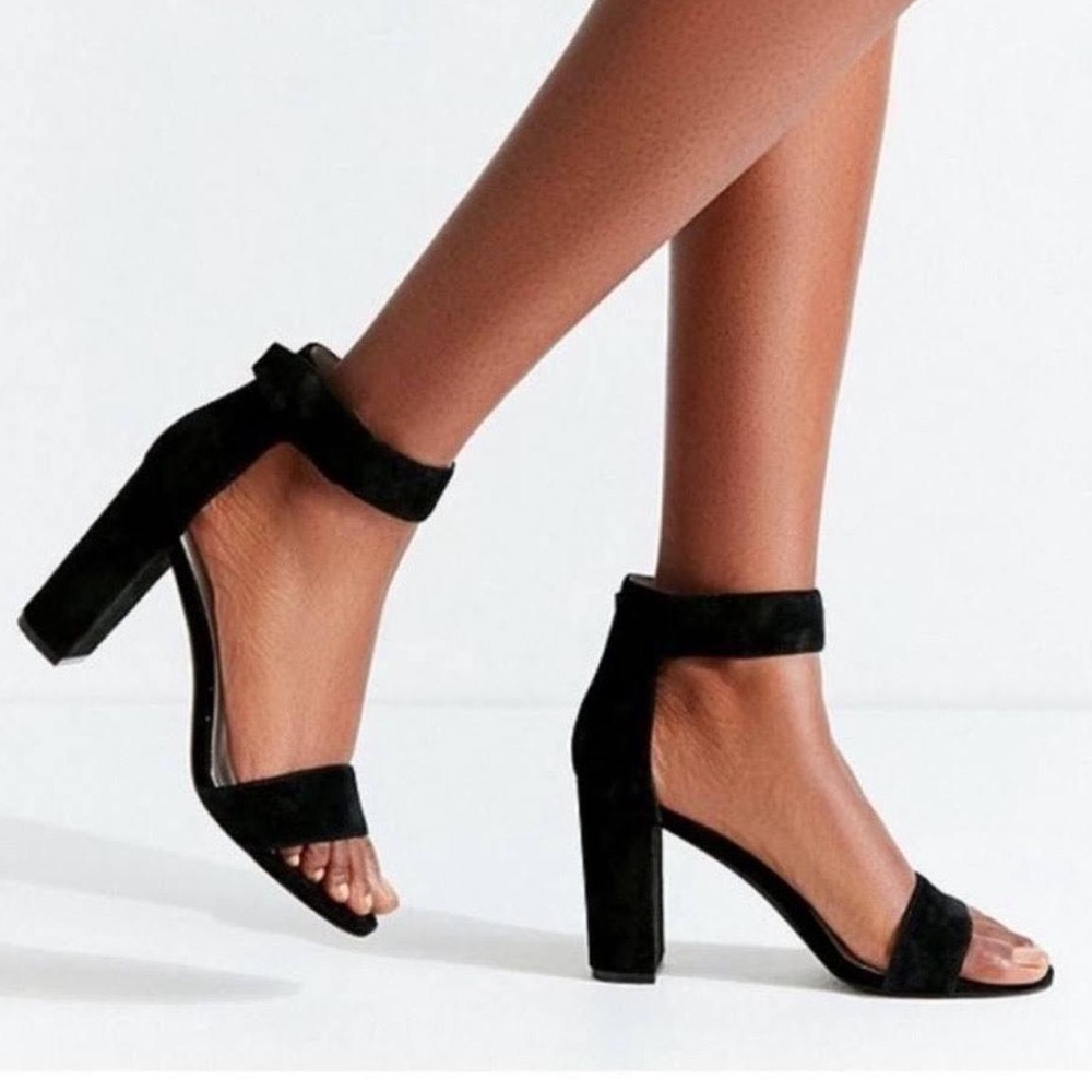 Jeffrey Campbell Lindsay- Black